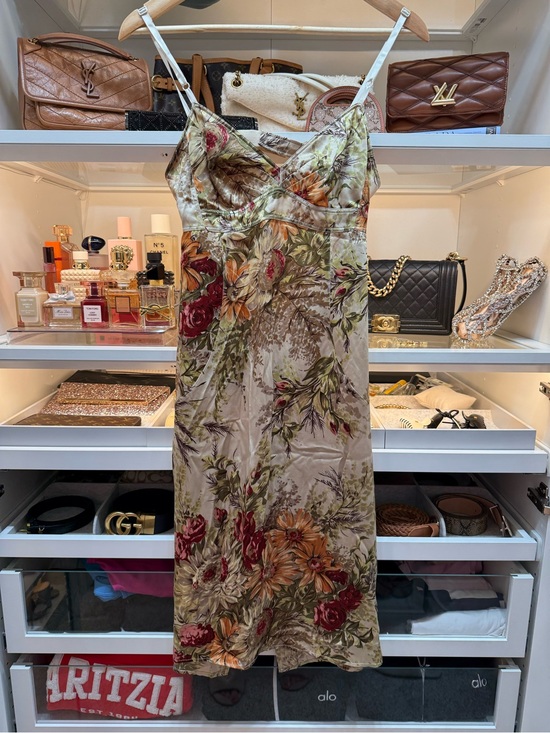 Dolce & Gabbana Dresses & Skirts - Vintage Dolce & Gabbana 100% Silk Floral Slip Dress IT42 US6 Made in Italy Y2K